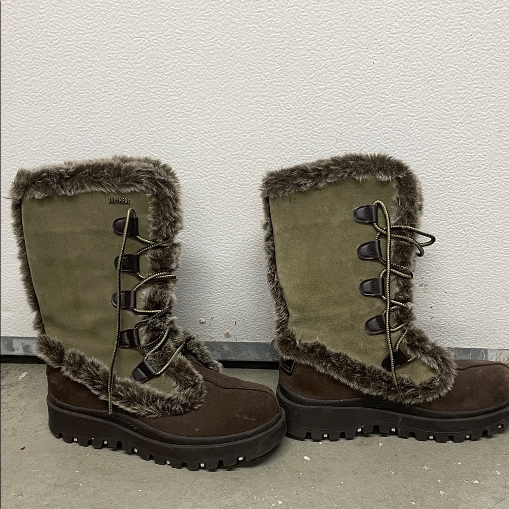 Skechers Brown Fur-Lined Winter Boots - Picture 2 of 7